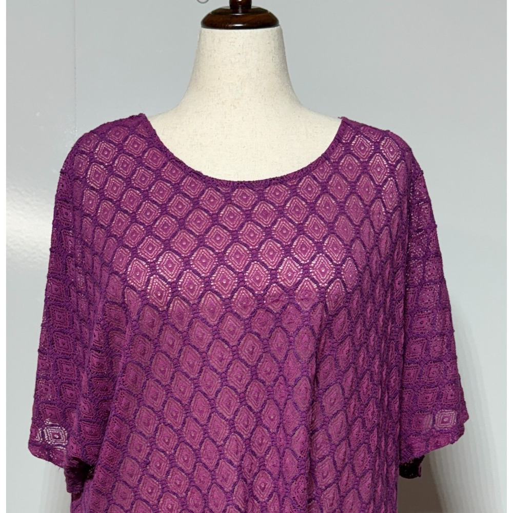 Catherines Top Womens‎ 2X- 22-24 Purple Crochet Lace Overlay Semi Sheer Career - Picture 2 of 8